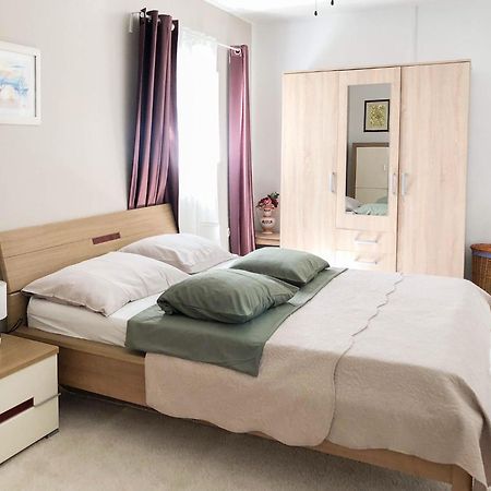 Holiday Apartment 2 Оребич Экстерьер фото